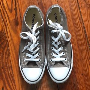 New Never Worn! Gray Converse Women’s Size 9